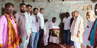 कजरा में स्व.राजीव गांधी के जयंती पर सदभावना दिवस मनाया गया